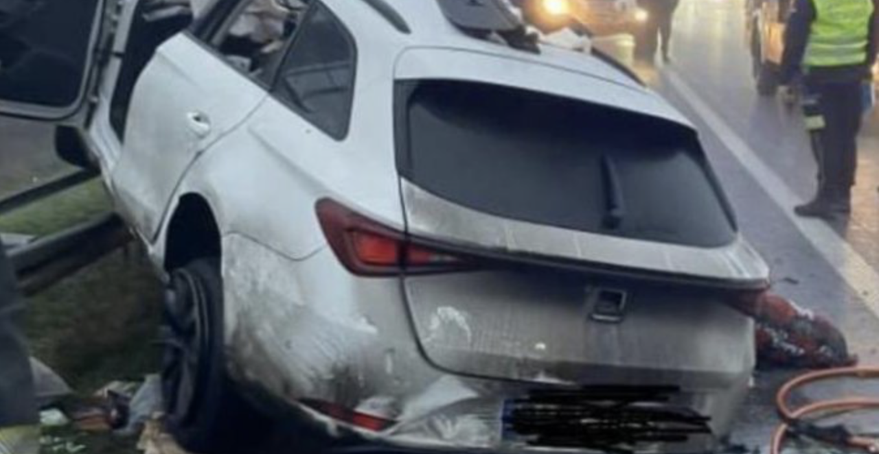 UŽAS NA AUTO-PUTU KOD LUČANA: Žena poginula, dvoje povređenih u saobraćajnoj nesreći