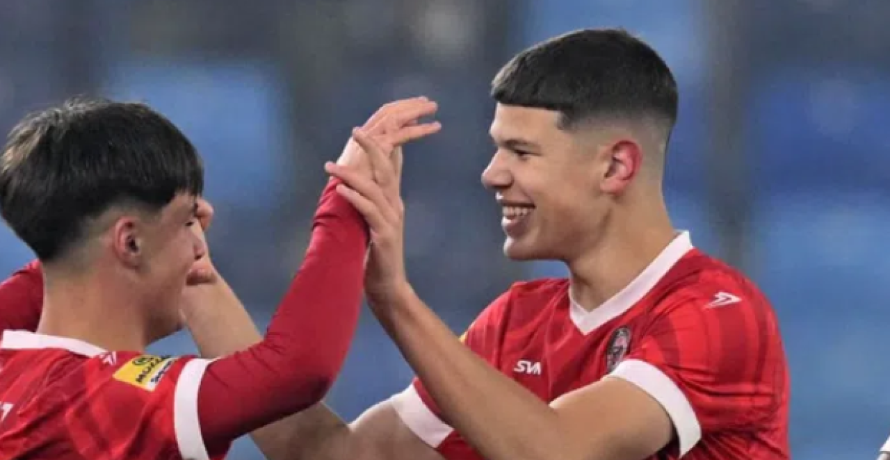 OD ISTE ŠKOLSKE KLUPE NA KOSMETU DO ŠAMARA PARTIZANU Razredni starešina otkrio priču klinaca iz IMT-a za Netflix film (VIDEO)