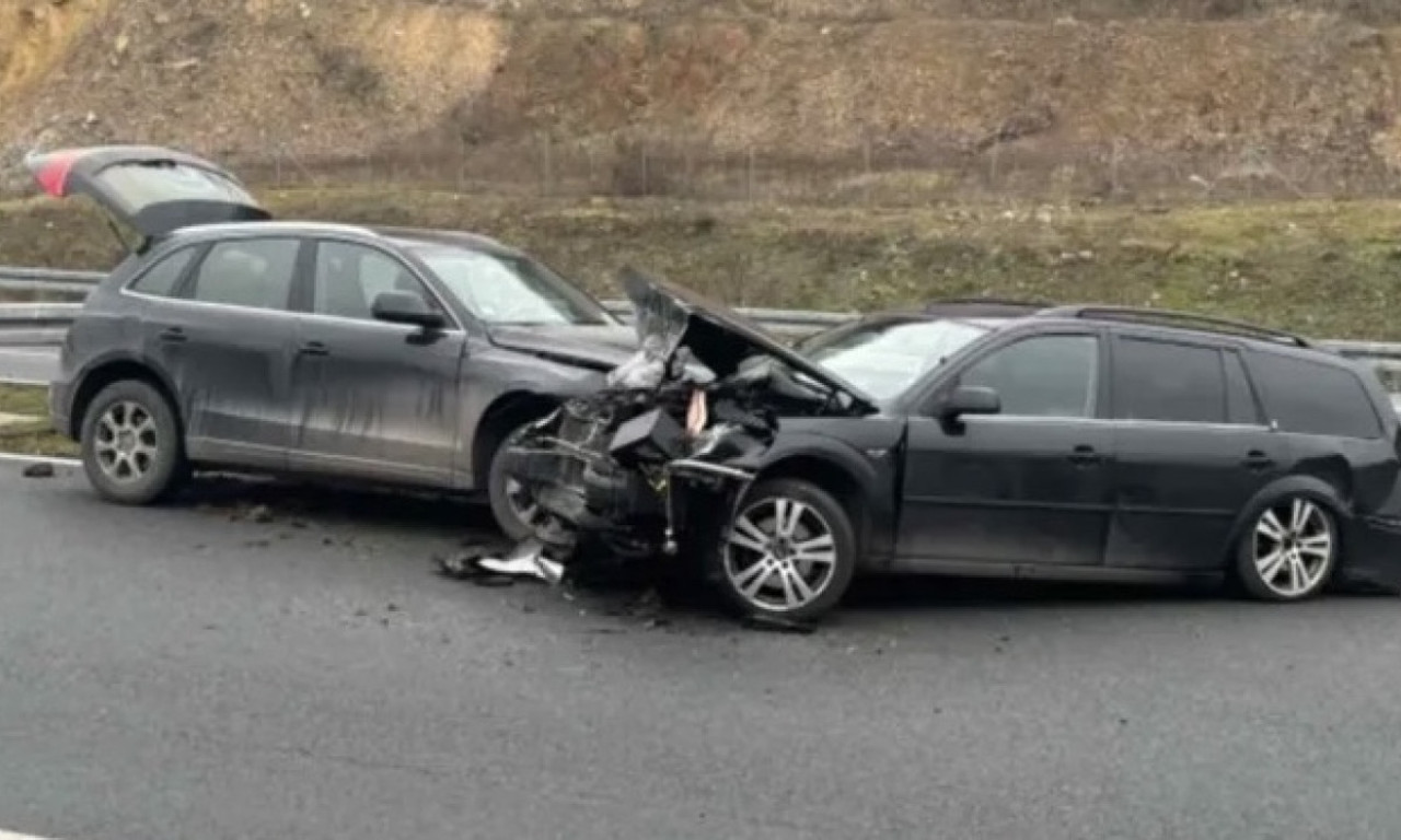 TROJE POVREĐENIH! Teška sobraćajka na auto-putu Miloš Veliki, vozila smrskana (FOTO)