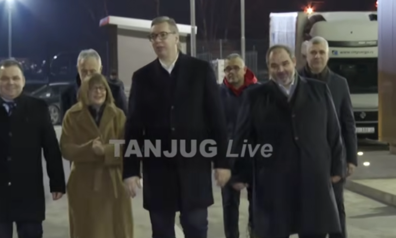 OD BEOGRADA DO RUME ZA TRIDESETAK MINUTA Vučič se obraća u Putincima na otvaranju sportske hale (VIDEO)