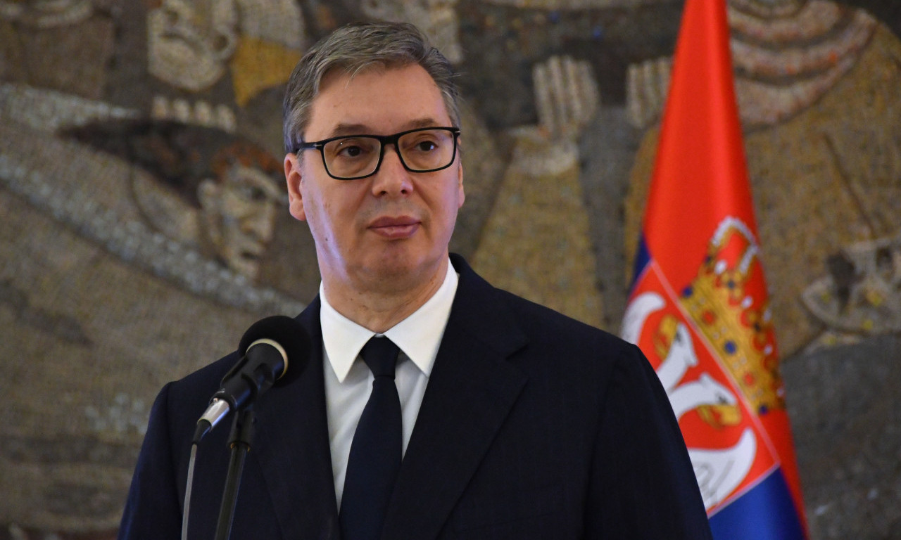 "SEBI ŽELIM NEŠTO ČUDNO" Vučić čestitao građanima praznike pa otkrio svoju novogodišnju želju (VIDEO)