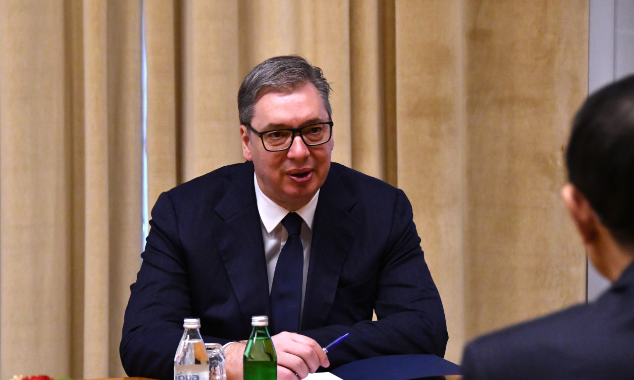VUČIĆ UPUTIO ČESTITKU POVODOM DANA RATNOG VAZDUHOPLOVSTVA: "Naša istorija je ispisana hrabrošću"