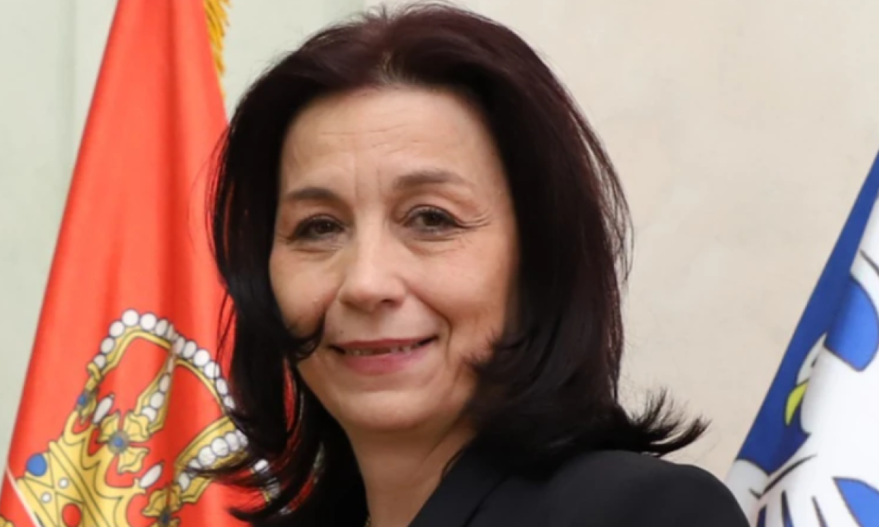 GRADONAČELNICA UŽICA DOŽIVELA SRČANI UDAR Lekari joj se bore za život! (FOTO)