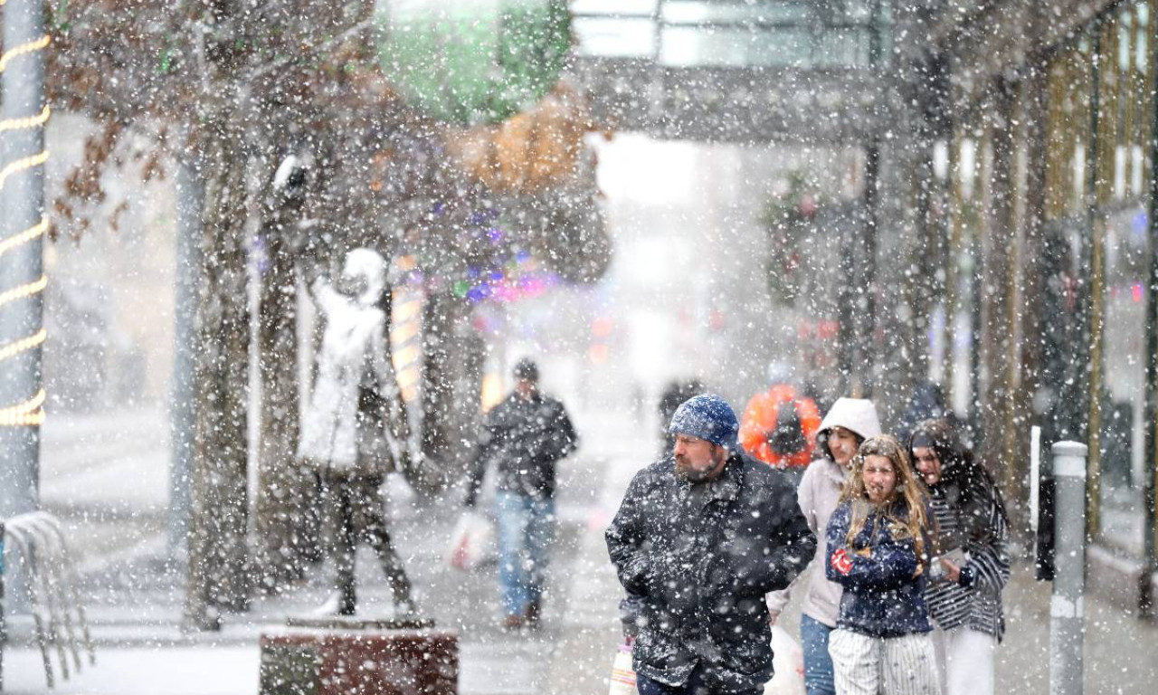 AMERIKA OKOVANA LEDOM: Haos na auto-putevima, 350.000 ljudi bez struje, subjektivni osećaj -34! (FOTO+VIDEO)