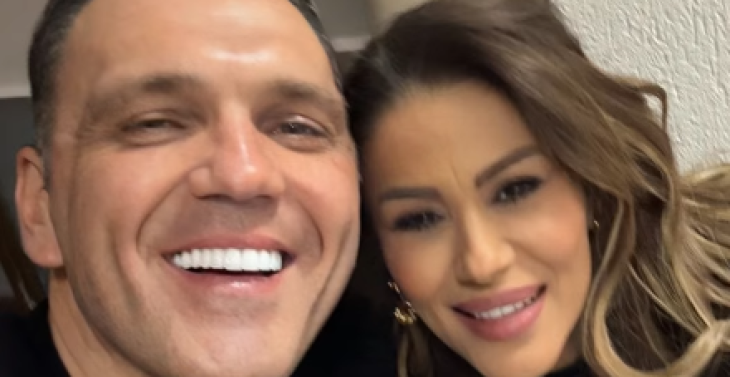 MINA KOSTIĆ UPOZNALA DEČKA! Misteriozni Kasper stigao u Srbiju – Šest meseci su se samo čuli, a sada se desilo ovo