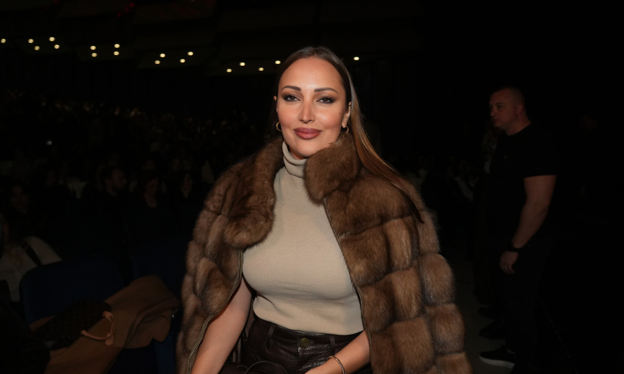 "VEĆINA ME JE ZABORAVILA KADA SAM SAZNALA DA SAM TRUDNA" Aleksandra Prijović priznala da je bila tužna (VIDEO)