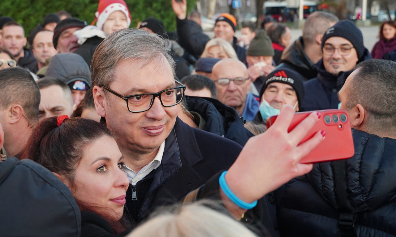 SRBIJU JE OD NEODGOVORNOSTI I NEOZBILJNOSTI NAROD SAČUVAO Vučić: Na tome sam im beskrajno zahvalan... (VIDEO)