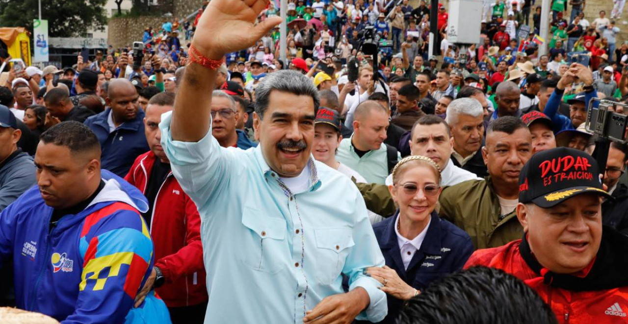 KO JE NIKOLAS MADURO, ČOVEK KOJI JE DANAS UHAPŠEN U VENECUELI? Put od vozača metroa do poternice od 50 miliona!