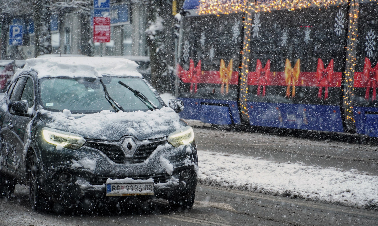 BLOKIRAN SAOBRAĆAJ U OVOJ ULICI NA VOŽDOVCU! Opasan incident napravio kolaps