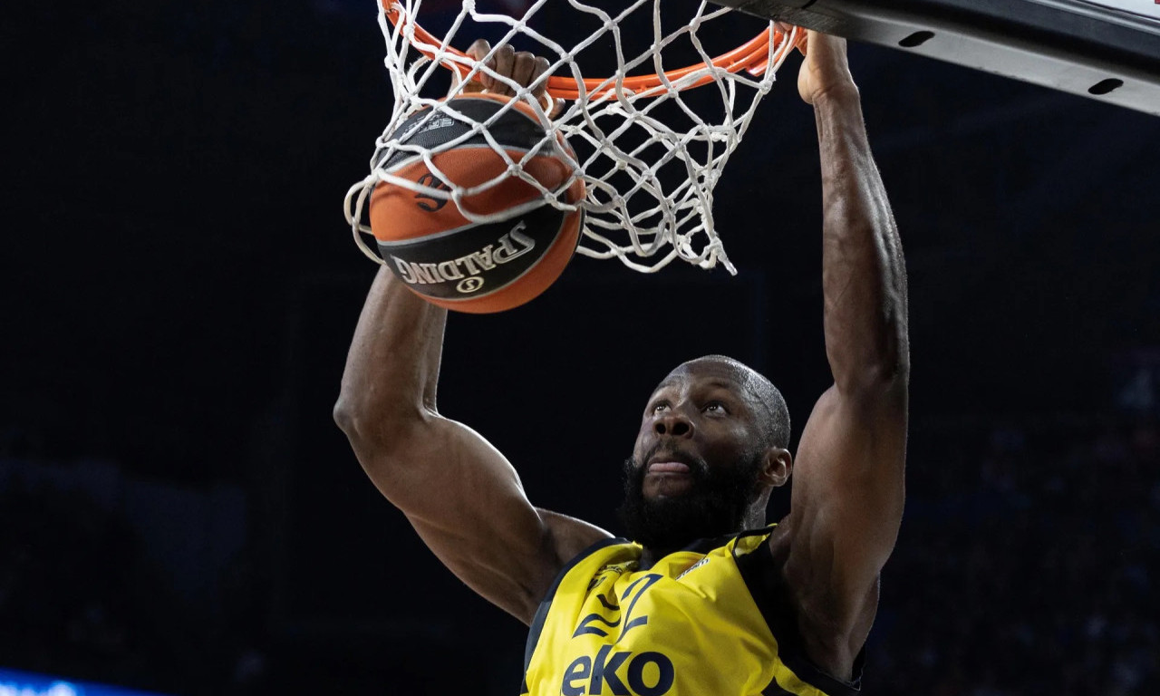 CRNO-BELI PRONAŠLI ZAMENU ZA TAJRIKA DŽONSA! Ko je Tonje Džekiri - novi centar Partizana? (FOTO+VIDEO)