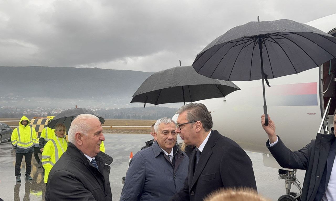 VUČIĆ OBIŠAO DUHOVNI CENTAR U MRKONJIĆIMA Evo kako su ga dočekali Dodik i mitropolit Dimitrije