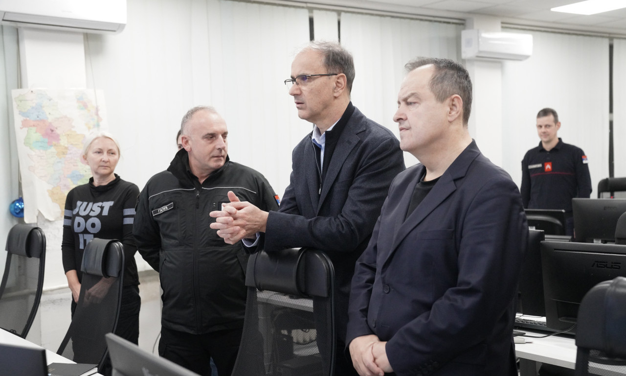 MACUT I DAČIĆ POSETILI SEKTOR ZA VANREDNE SITUACIJE Nevreme u većem delu Srbije (FOTO + VIDEO)