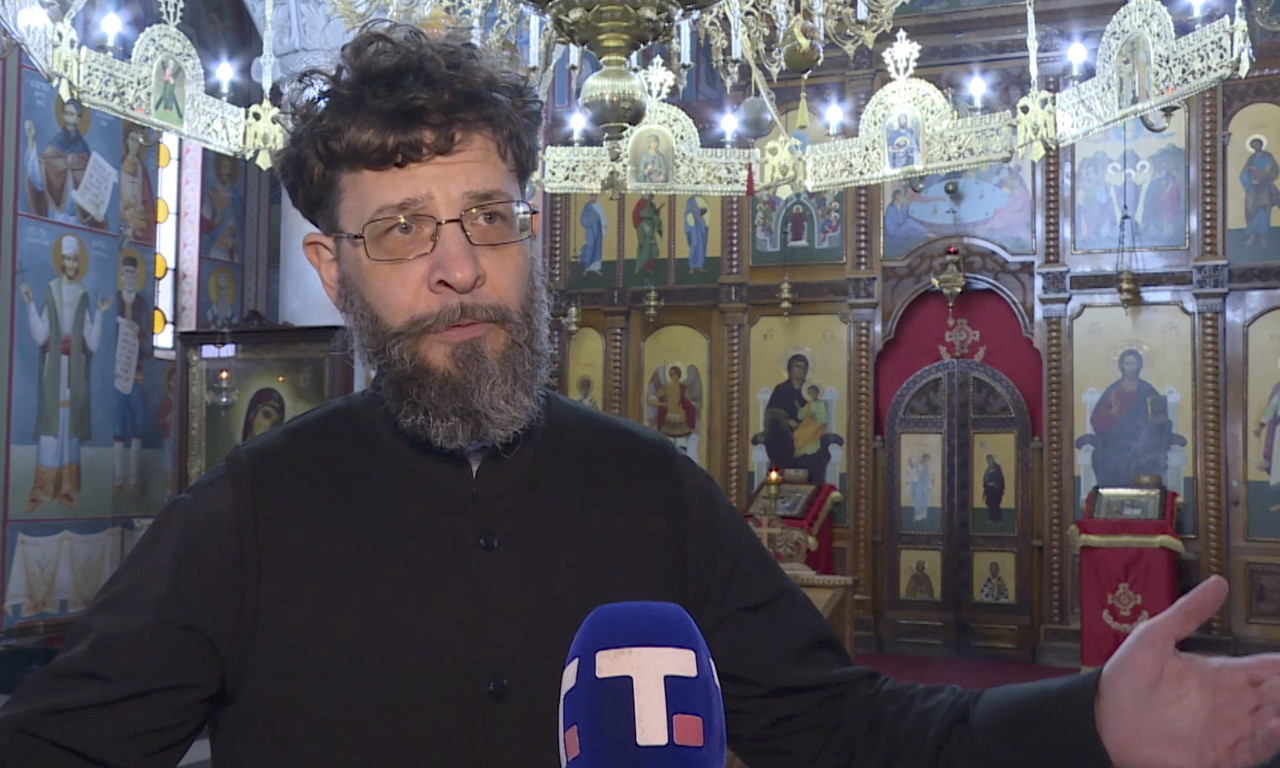 „ZAJEDNIŠTVO JE USLOV BEZ KOGA SE NE MOŽE POSTOJATI“ Sveštenik Jovanović poslao snažnu poruku pred Božić (VIDEO)