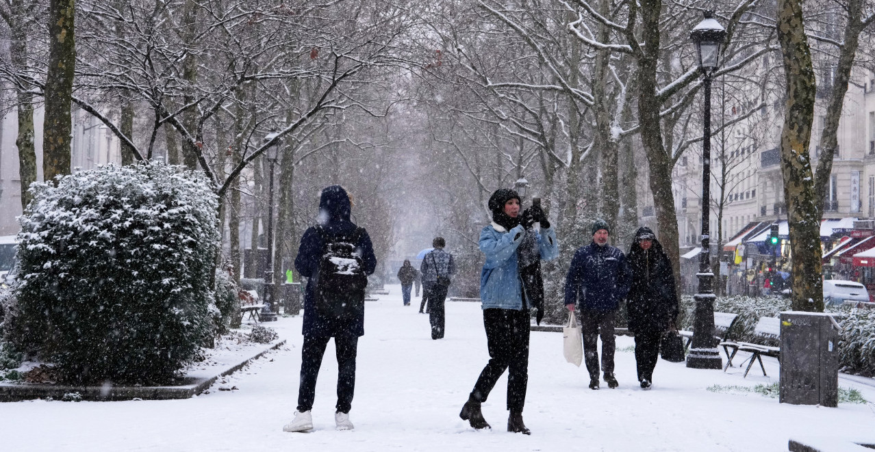OPASNO VREME ZA BOŽIĆ! RHMZ najavljuje led i obilne snežne padavine, ovo je detaljna prognoza
