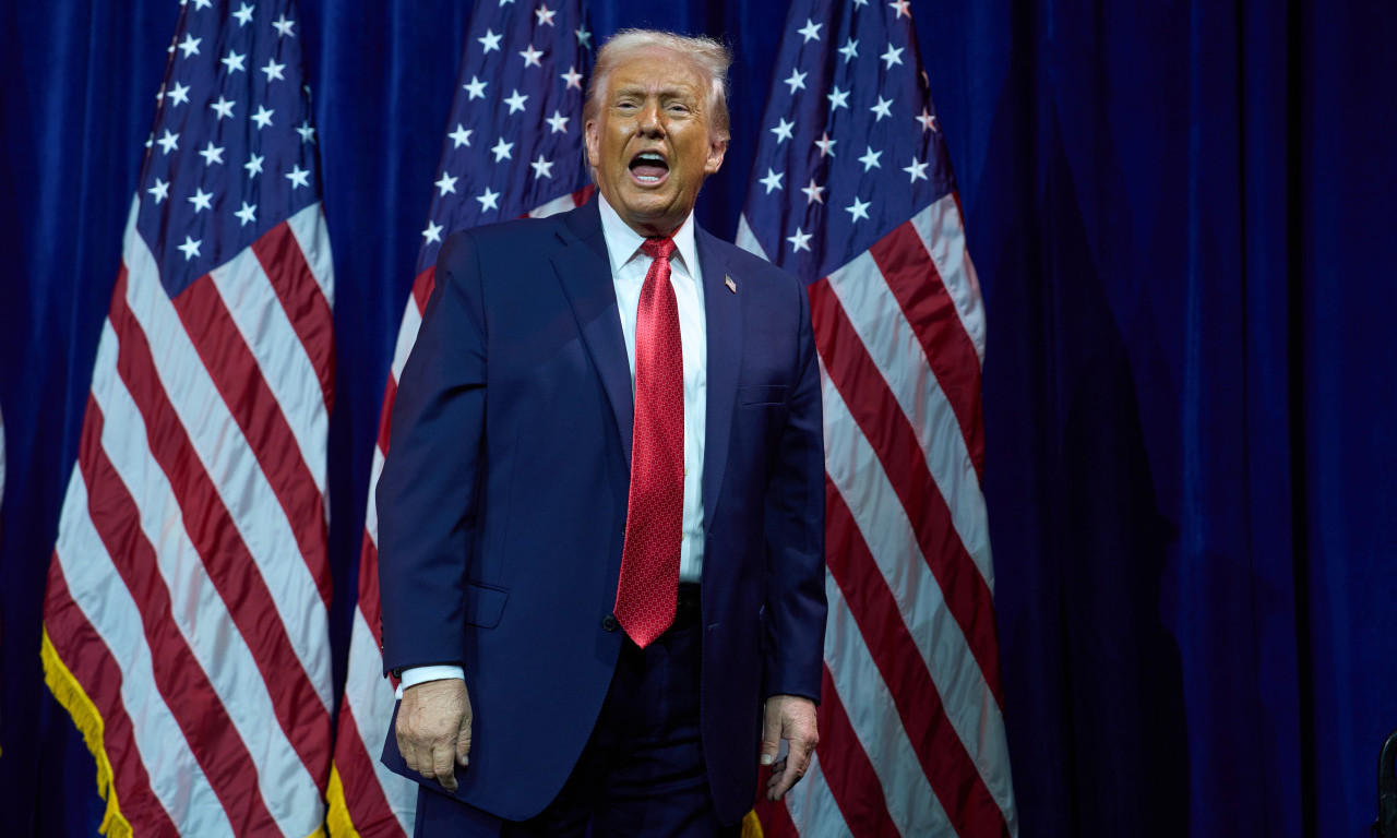 TRAMP SADA HOĆE DA KUPI STANOVNIKE GRENLANDA Evo koliko im nudi da se odvoje od Danske