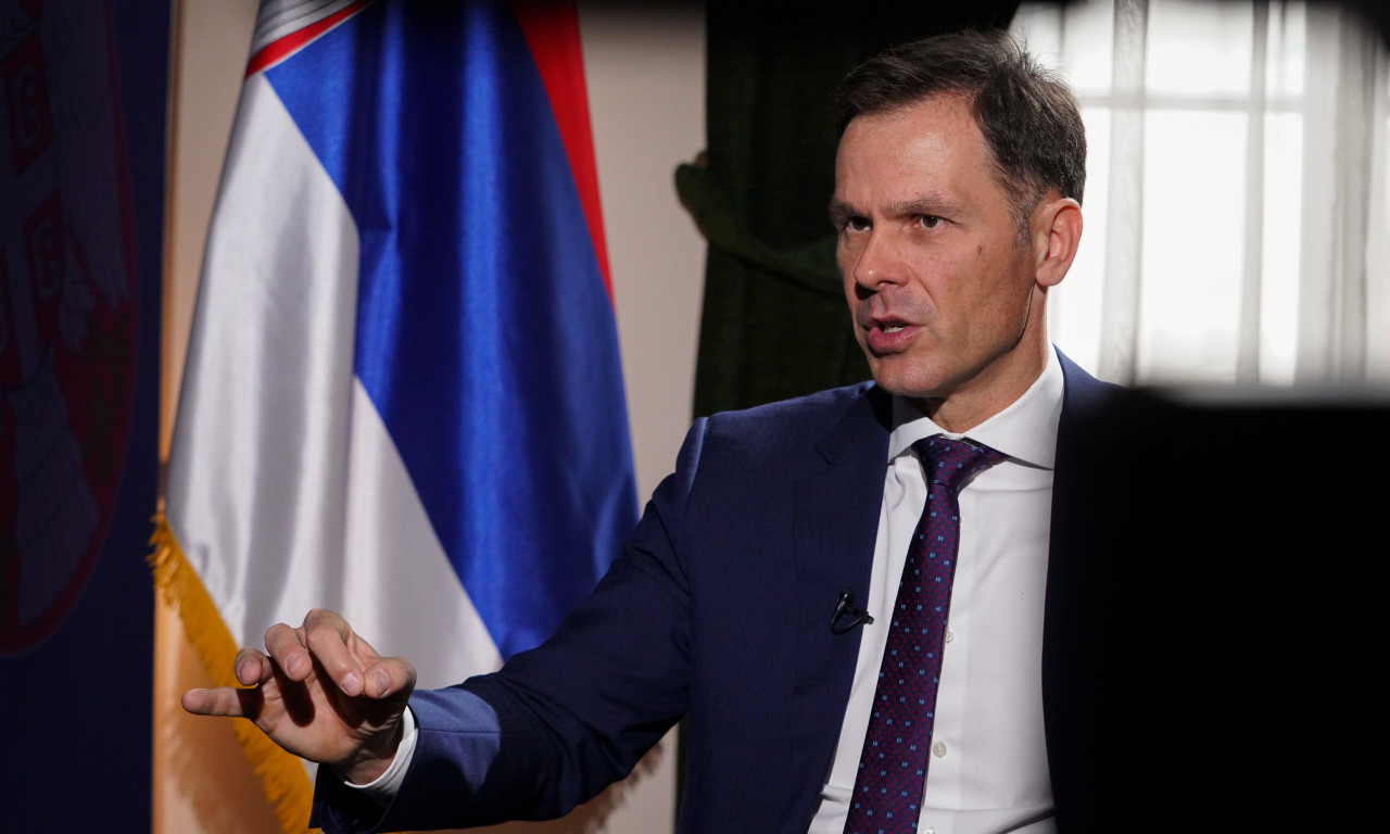 MINISTAR FINANSIJA BORAVI U VAŠINGTONU Mali se danas sastao sa predstavnicima rejting agencije "Standard and Poor's"