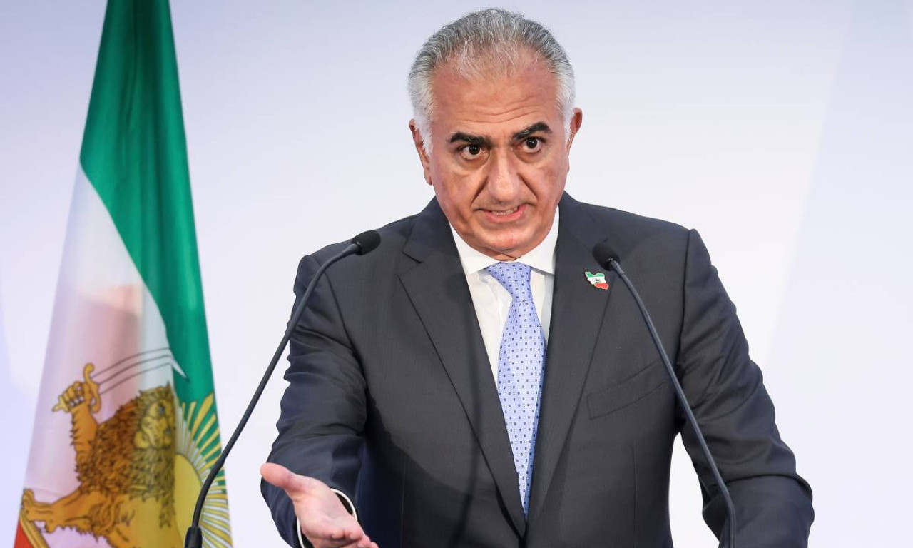 HAKOVANA IRANSKA TELEVIZIJA Tokom programa puštani snimci protesta, Pahlavi pozvao na ustanak (VIDEO)