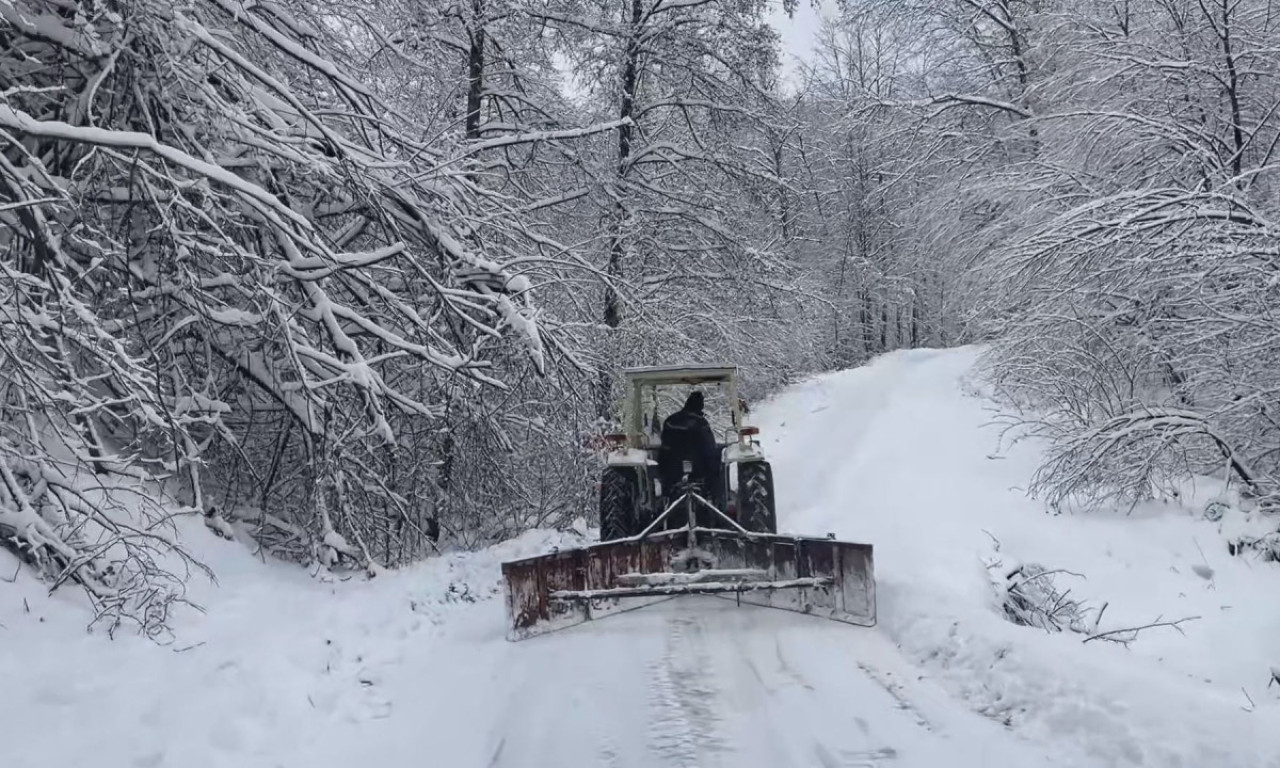 NOVE I OBILNE SNEŽNE PADAVINE U ZLATIBORSKOM OKRUGU U prijepoljskom kraju se zabelelo baš