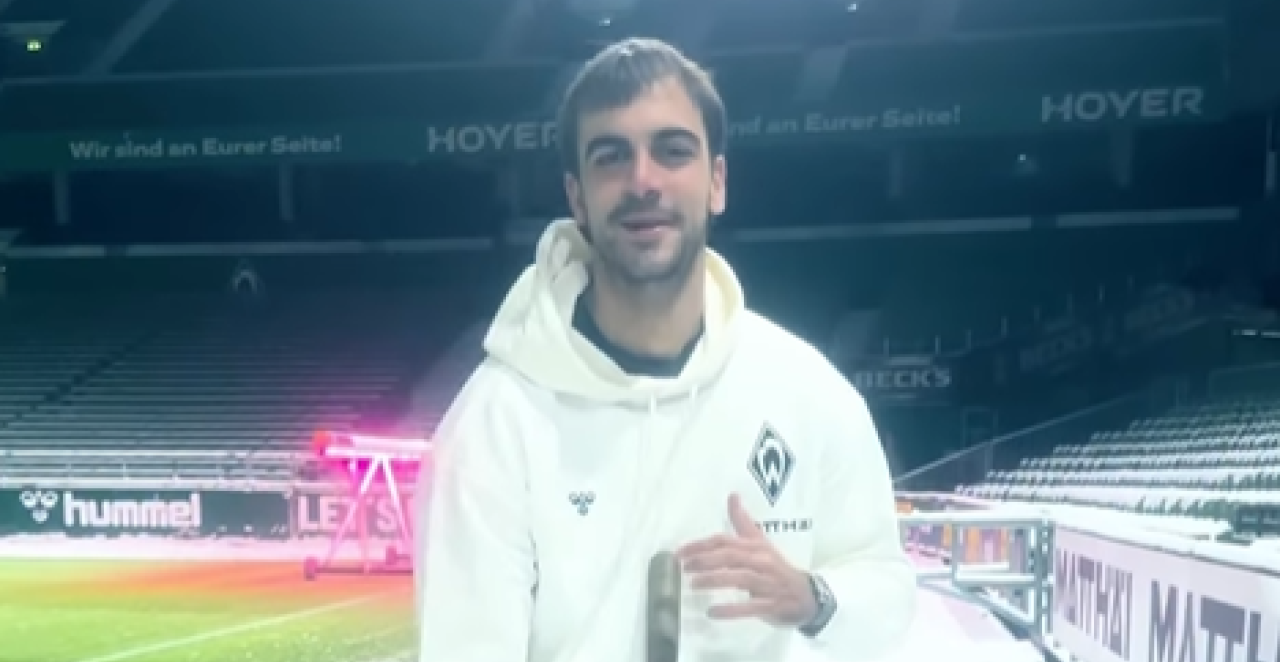 JOVAN MILOŠEVIĆ ČISTI SNEG U NEMAČKOJ! Pogledajte spektakulrano predstavljanje Srbina u Verderu (FOTO+VIDEO)