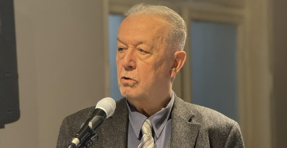 PETA NAGRADA ZA ISTU KNJIGU Veliko priznanje za Milivoja Pavlovića