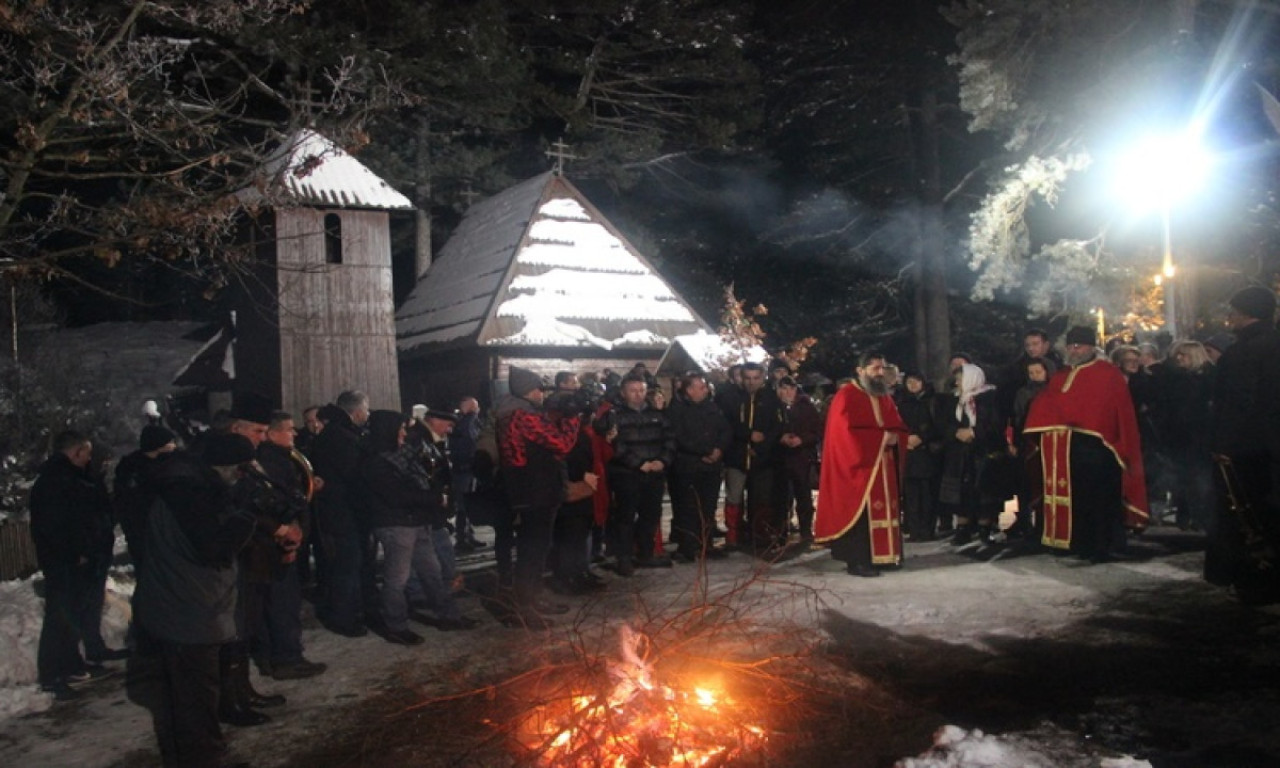 U OVO SRPSKO SELO STIŽE BOŽIĆ BATA! Meštani Jablanice čuvaju tradiciju koja nestaje (FOTO)