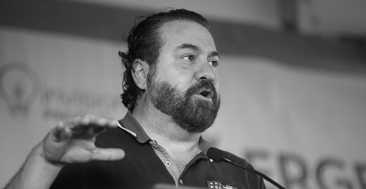 POZNATO OD ČEGA JE UMRO MARK BRNOVIĆ Njegovi najbliži ne mogu da veruju da ga više nema: "Srce nam je slomljeno"