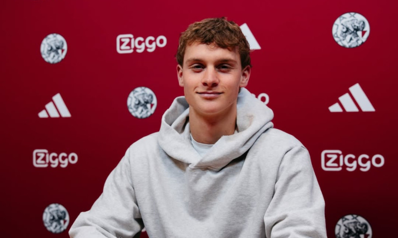 IBRAHIMOVIĆ JE SAMO PREZIME, A JA SAM MAKSIMILIJAN! Pogledajte kako izgleda prvi dan Zlatanovog sina u Ajaksu (FOTO+VIDEO)