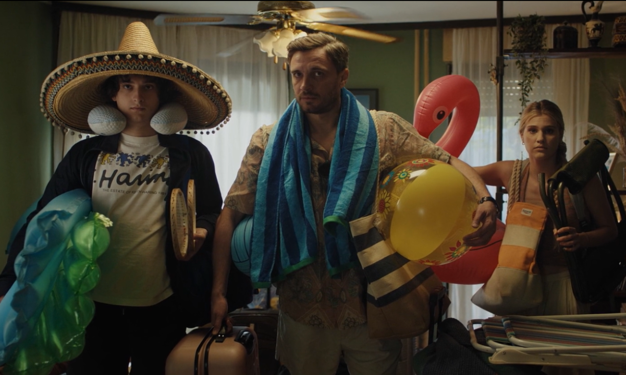 PORODIČNO LETOVANJE KOJE JE KRENULO PO ZLU: Pogledajte prvi snimak filma "Biće novih leta" (VIDEO/FOTO)