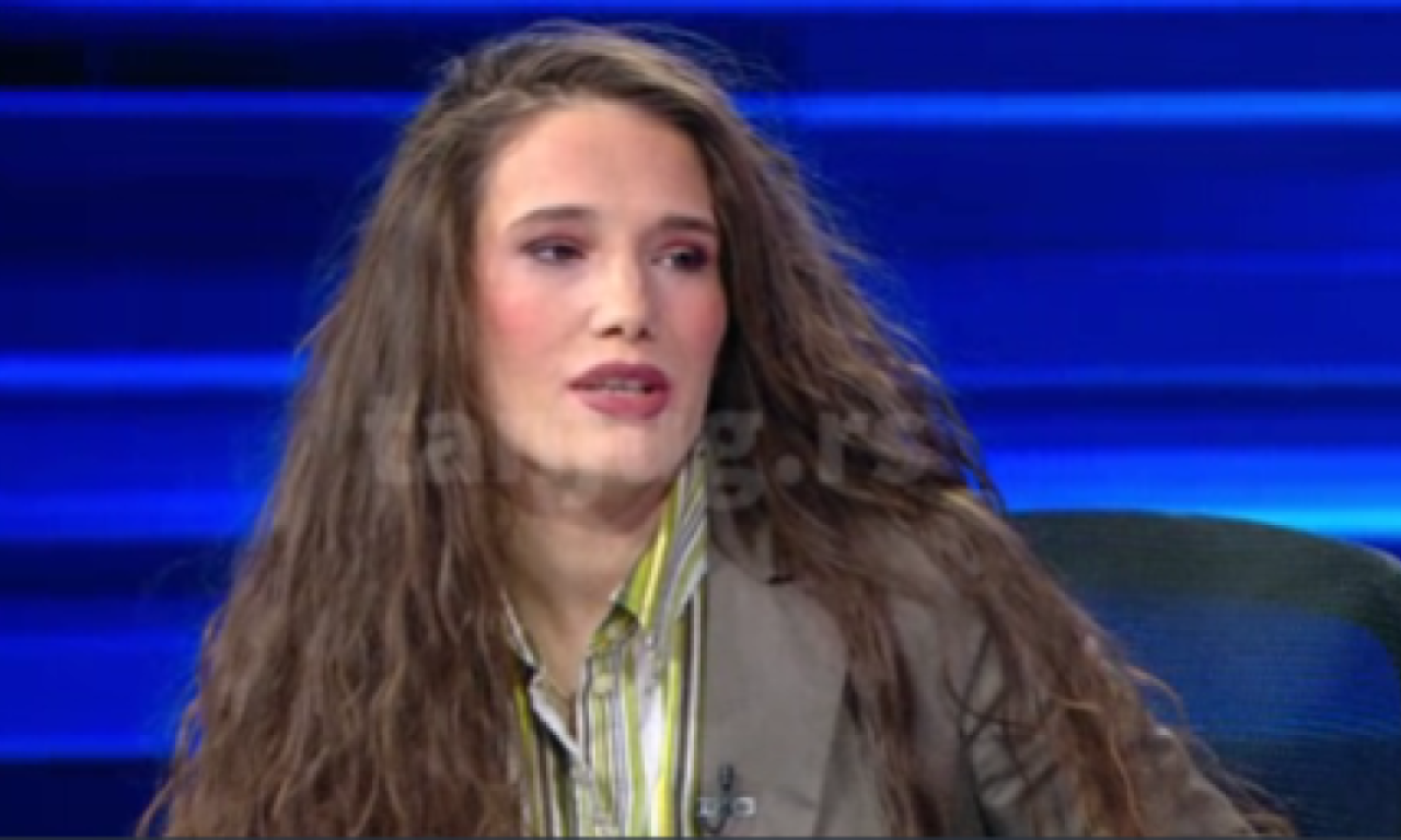 SRBIJA MEĐU PRVIMA OBEZBEDILA REVOLUCIONARAN LEK: Majke retkih pacijenata zahvalne predsedniku Vučiću