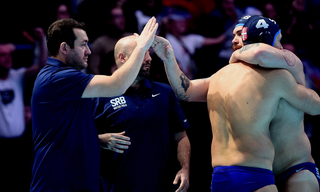 CELA NACIJA UZ SRBIJU VEČERAS! Delfini gaze Azure za finale EP - evo kad i gde možete gledati meč protiv Italije