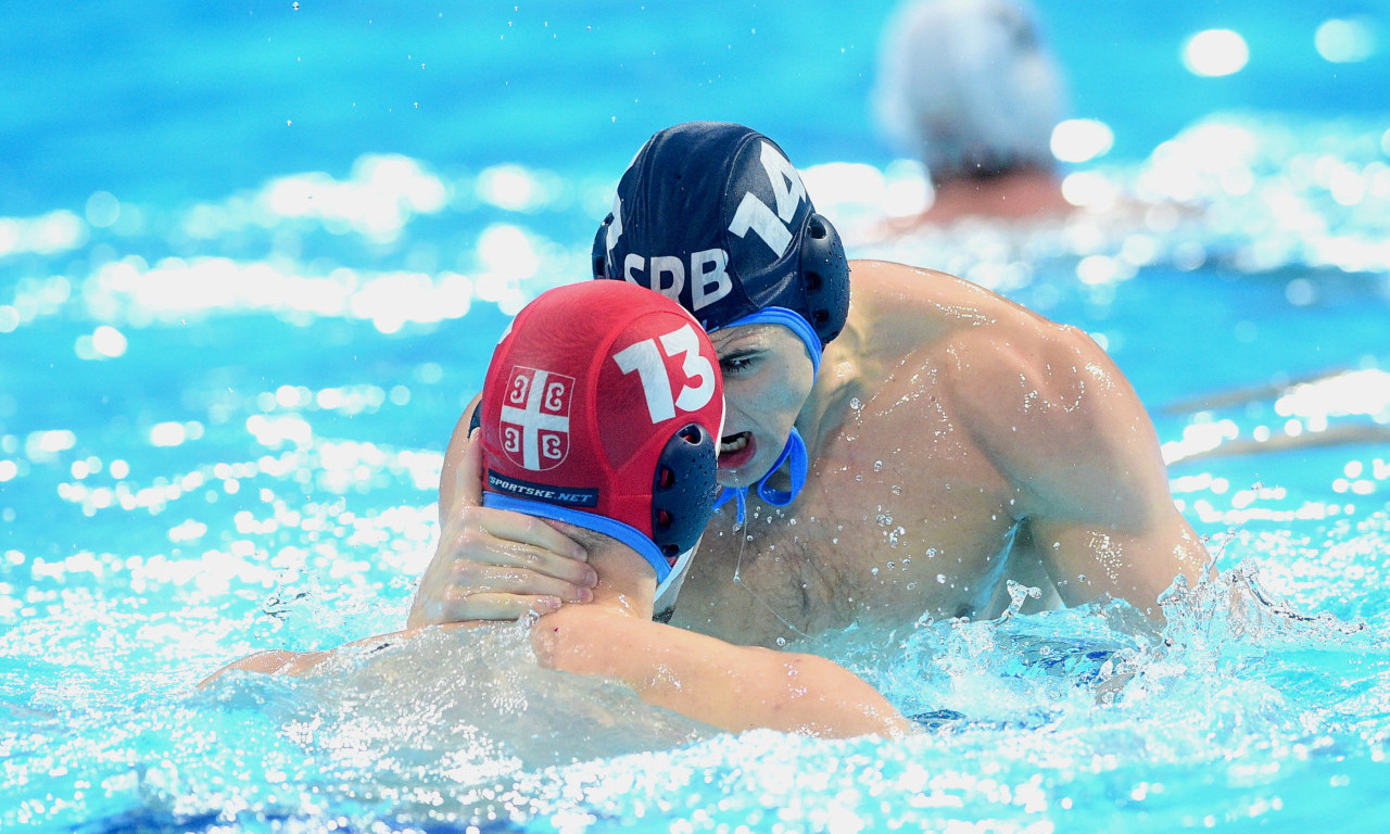 POLUVREME U ARENI! Srbija vodi, Nikola Jakšić isključen sa utakmice!