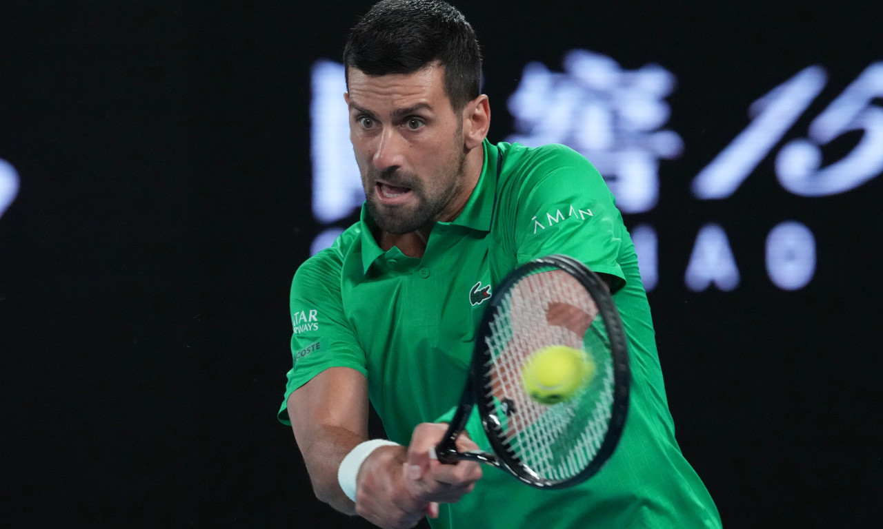 PRVE REČI NOVAKA ĐOKOVIĆA NAKON POBEDE NA AUSTRALIJAN OPENU! Obratio se na srpskom i čestitao praznik, a onda...