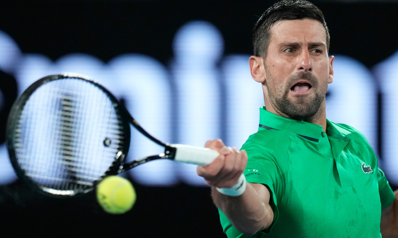SRBI, NEMA SPAVANJA! NOVAK GRABI KA 25. GREND SLEMU Evo kad i gde možete gledati meč Đoković - Maestreli na AO