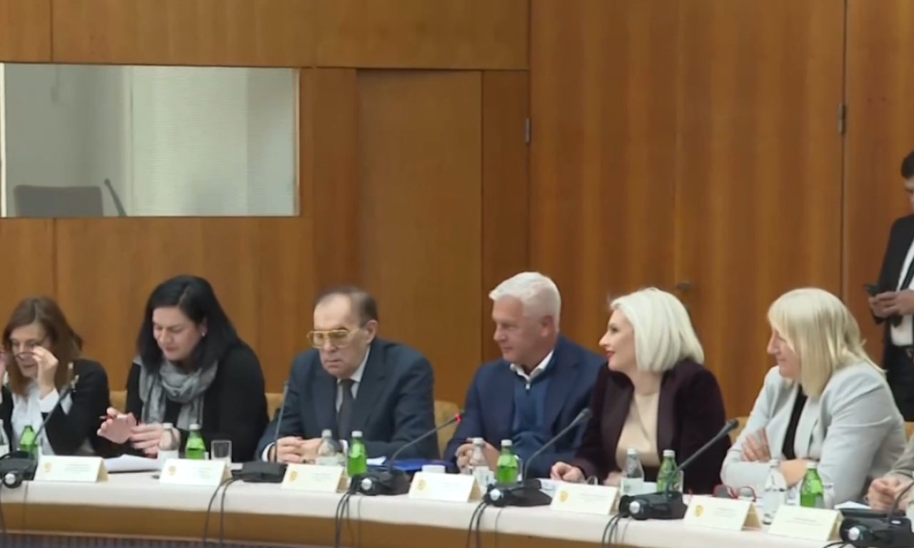 TAČNO OVOG DATUMA ĆE DUVATI NAJJAČA KOŠAVA U SRBIJI! ! Direktor RHMZ-a izneo dramatične podatke na sednici Štaba za vanredne situacije (VIDEO)