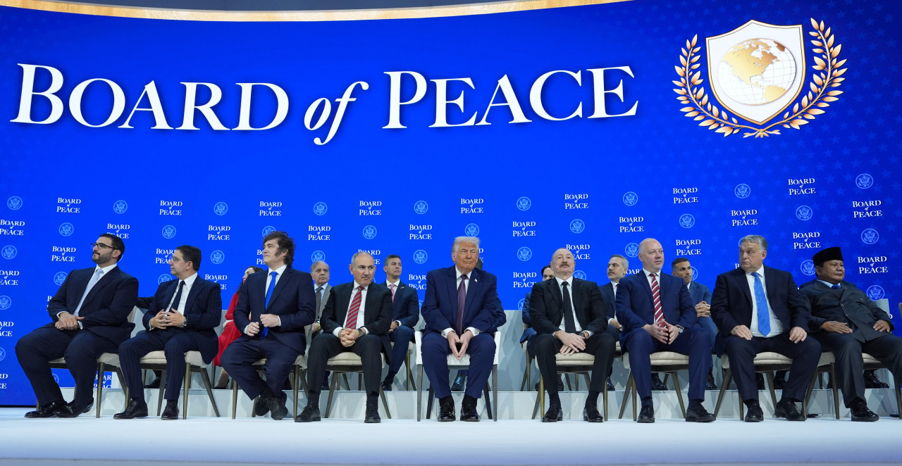 PAO POTPIS U DAVOSU! Tramp osnovao Odbor za mir: "Svi žele da budu deo ovoga..." (FOTO)