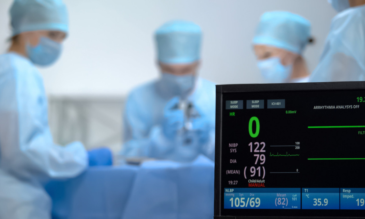 DVE OSOBE UMRLE OD ZARAZNE BOLESTI Lekari se bore za život za još njih 11 - epidemija izbila u evropskoj zemlji