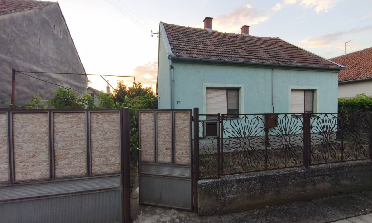 PRODAJE SE KUĆA NA SAMO 7.350 KILOMETARA OD NJUJORKA! Slavko dao oglas zbog kog se nasmejala cela Srbija (FOTO)