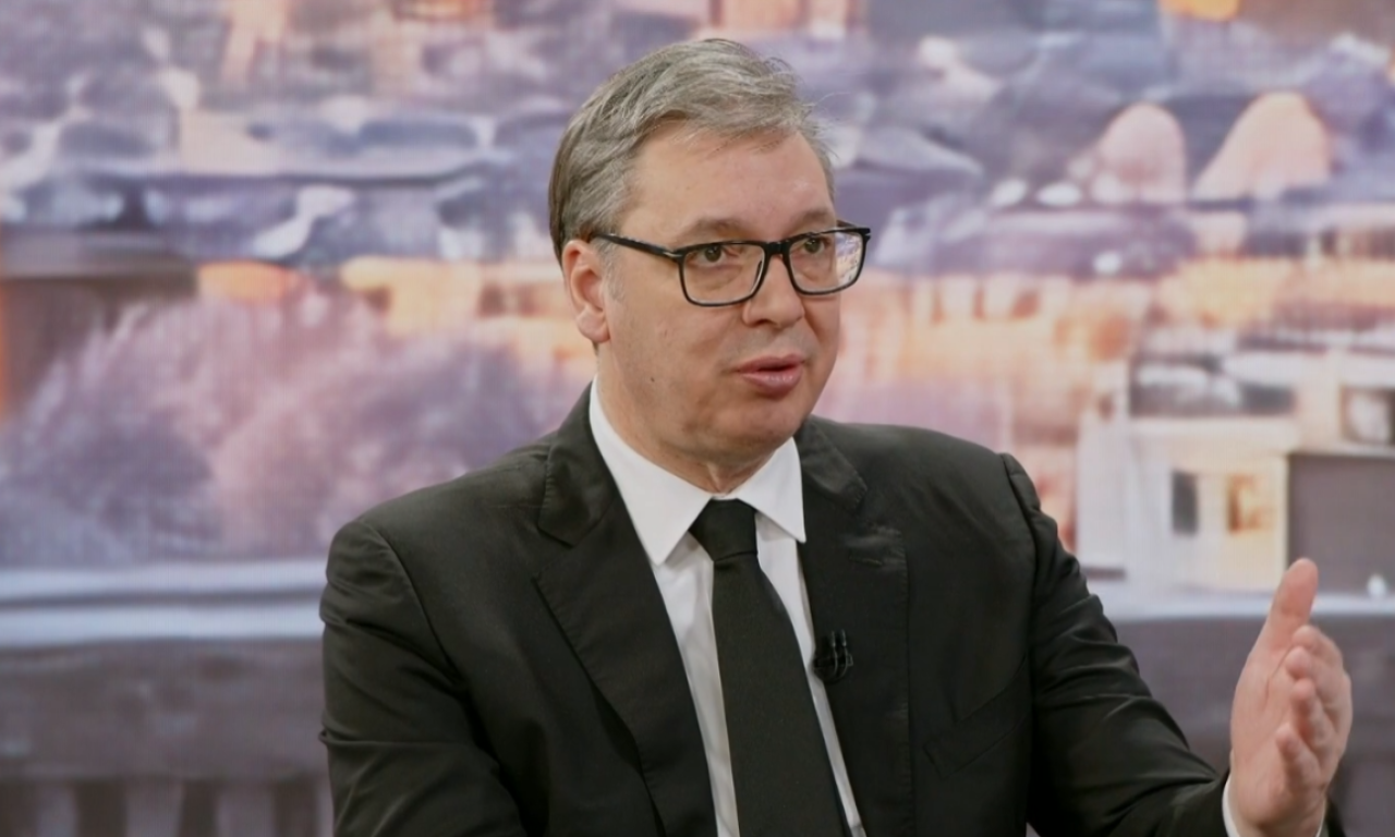 VUČIĆ: ČEKAM DA PODIGNU OPTUŽNICU PROTIV MENE Predsednik otvoreno o Generalštabu i najvažnijim temama za Srbiju