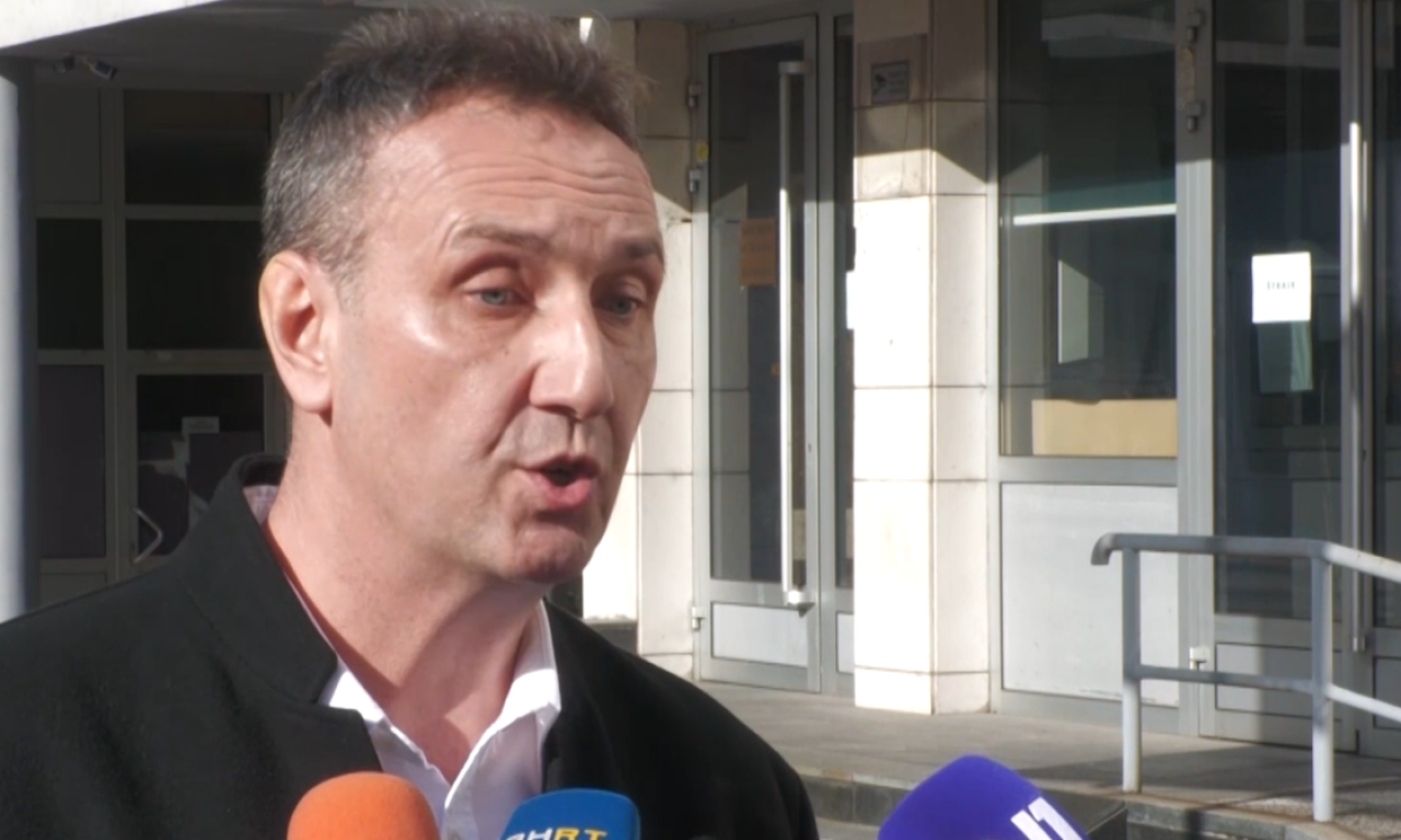 TORCIDA BRUTALNO TUKLA DELIJE I METALNIM I DRVENIM ŠIPKAMA Najnoviji detalji napada na Srbe u Tuzli - evo šta se dešava sa huliganima (VIDEO)