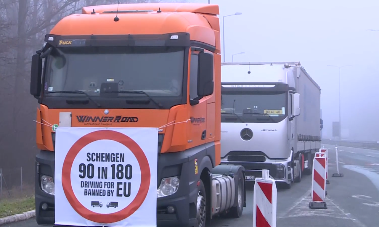 OVI GRANIČNI PRELAZI SU DANAS BLOKIRANI Okupacija kamiondžija ušla u treći dan, evo kakvo je trenutno stanje