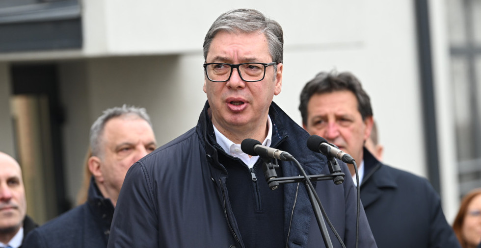 VUČIĆ NA OTVARANJU REKONSTRUISANE GIMNAZIJE MLADENOVAC! Ovo je škola kakvu Srbija još nije videla
