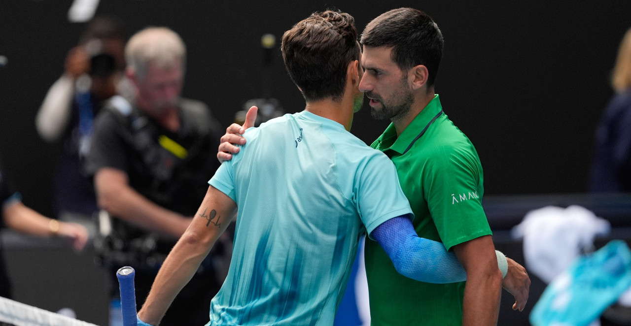 EVO ZAŠTO JE ĐOKOVIĆ NAJVEĆI IKADA! Novak pokazao klasu prema Muzetiju (FOTO)
