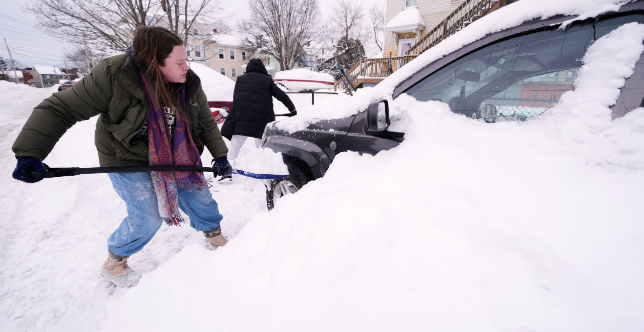 DANICA IZ BOSTONA ZA K1INFO O ZIMSKOJ OLUJI U SAD Desetine mrtvih, život paralisan... "Sneg nas je zarobio! U bunkeru smo"