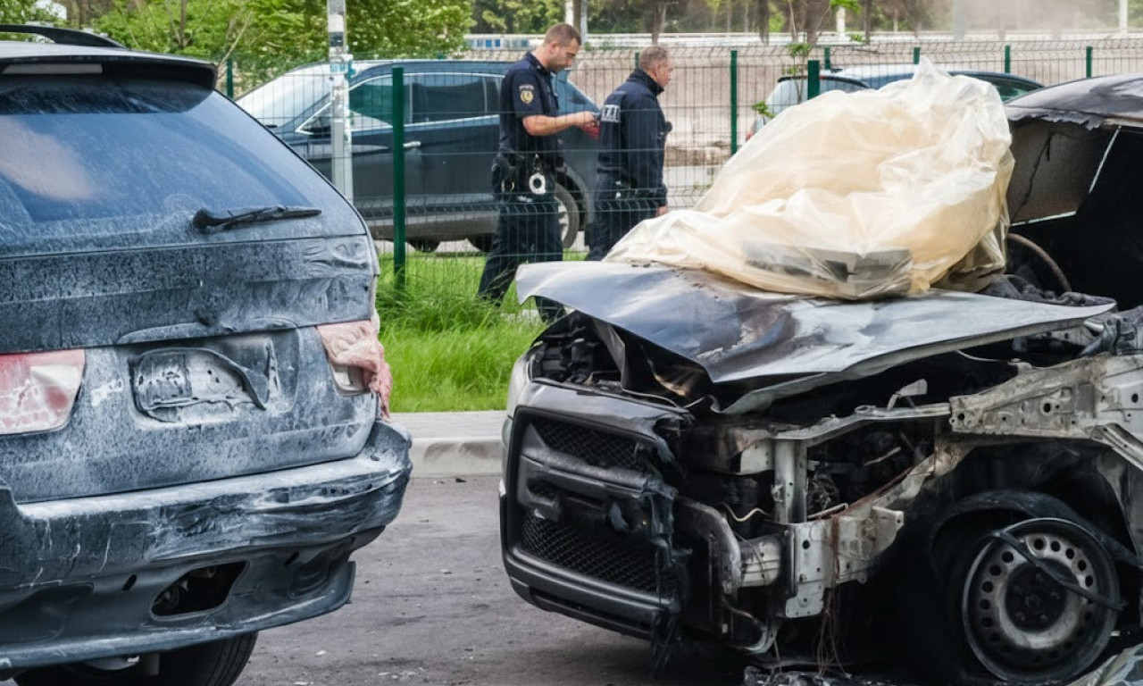 NOVI DETALJI POŽARA NA NOVOM BEOGRADU: Prvo se zakucao kolima u auto, pa ga polio benzinom i zapalio – razlog će vas ostaviti u šoku!