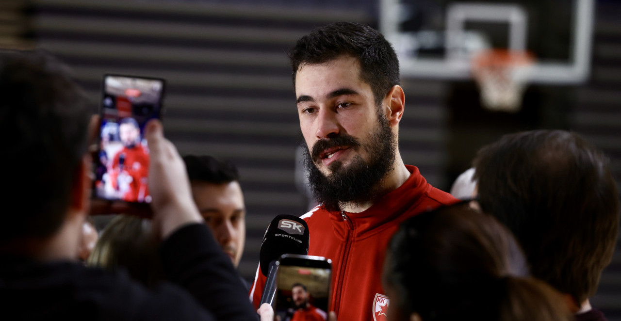 SADA JE ZVANIČNO Nikola Kalinić imenovan za pomoćnog trenera Crvene zvezde
