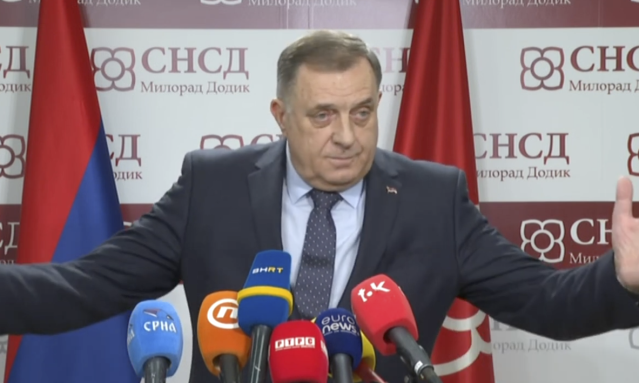 DODIK POVUKAO PARALELU: "Ako Grenland ima pravo na otcepljenje ima i Republika Srpska!"