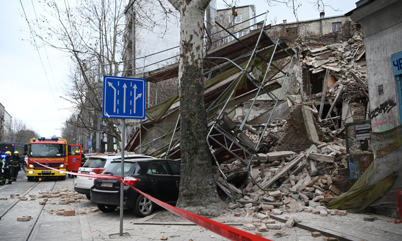 POZNATO KO JE VLASNIK RUŠEVINE U DŽORDŽA VAŠINGTONA! Pao deo napuštene kuće i skele (VIDEO/FOTO)