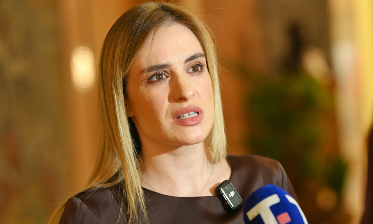 MINISTARKA URUČILA VREDNE UGOVORE: Više od 97 miliona dinara ovoj grupi građana
