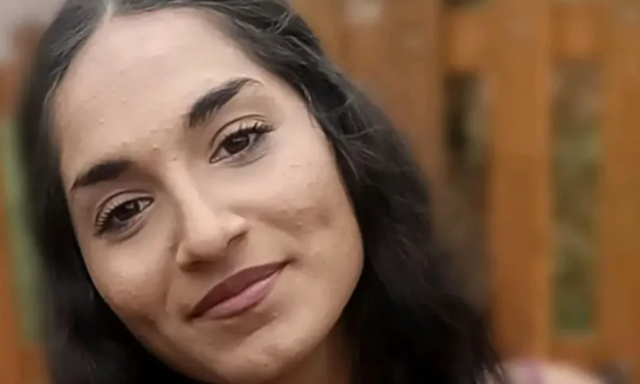 NESTALA TINEJDŽERKA (17) U KRAGUJEVCU Ivana iz Doma za decu otišla u školu i od tada je niko nije video