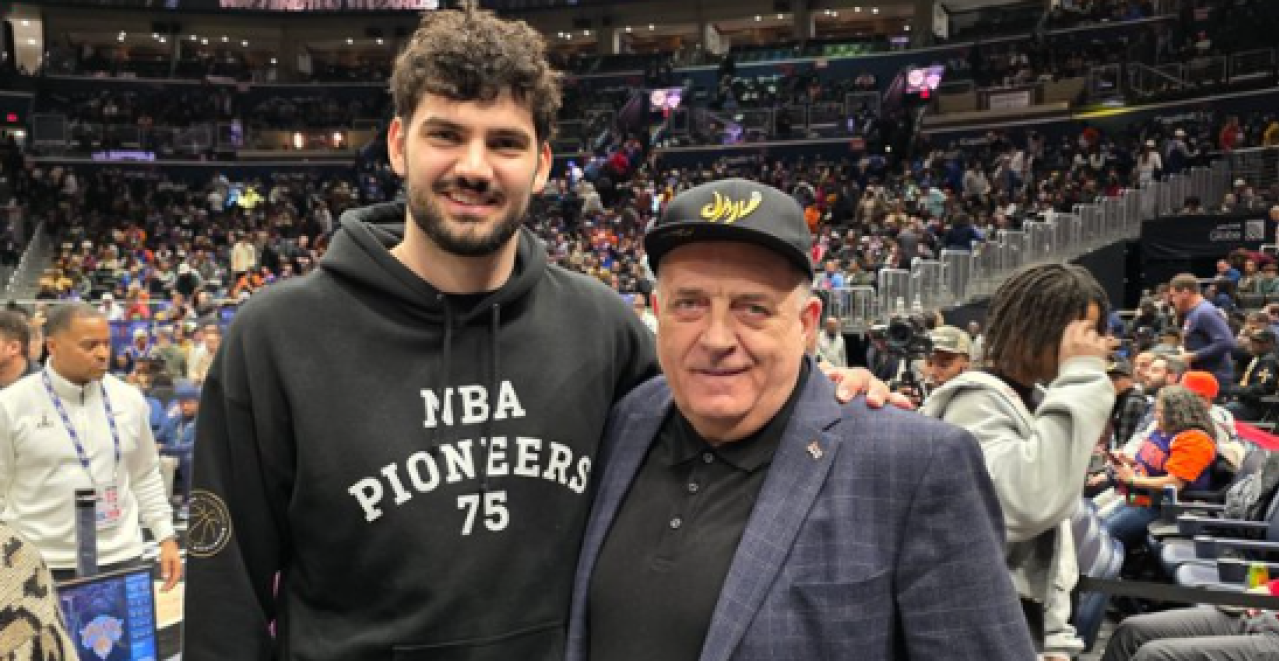 DODIK U AMERICI! Otišao na NBA utakmicu i pozirao sa srpskim reprezentativcem (FOTO)